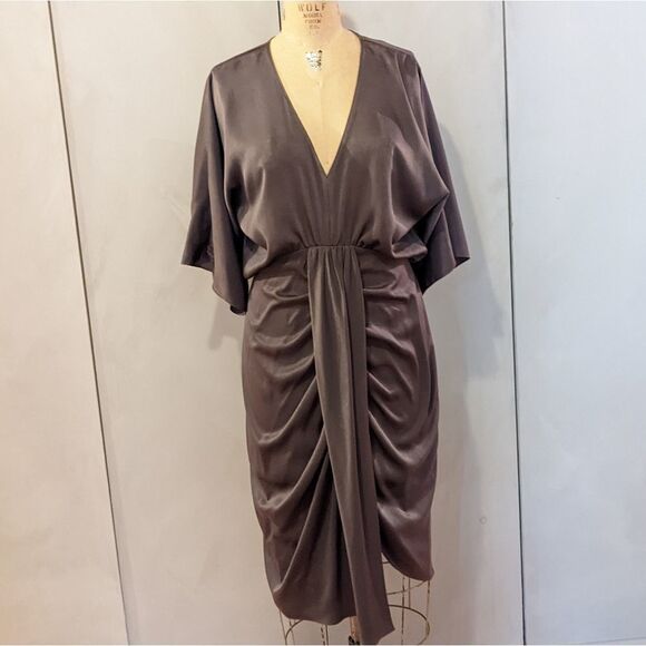 Lulu's mid dress   - Picture 1 of 5